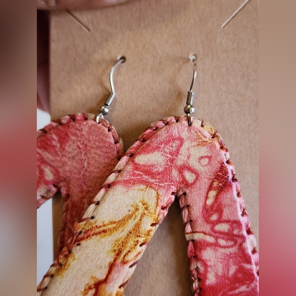Handcrafted Leather Triangle Earrings Pink Brown - Picture 10 of 13